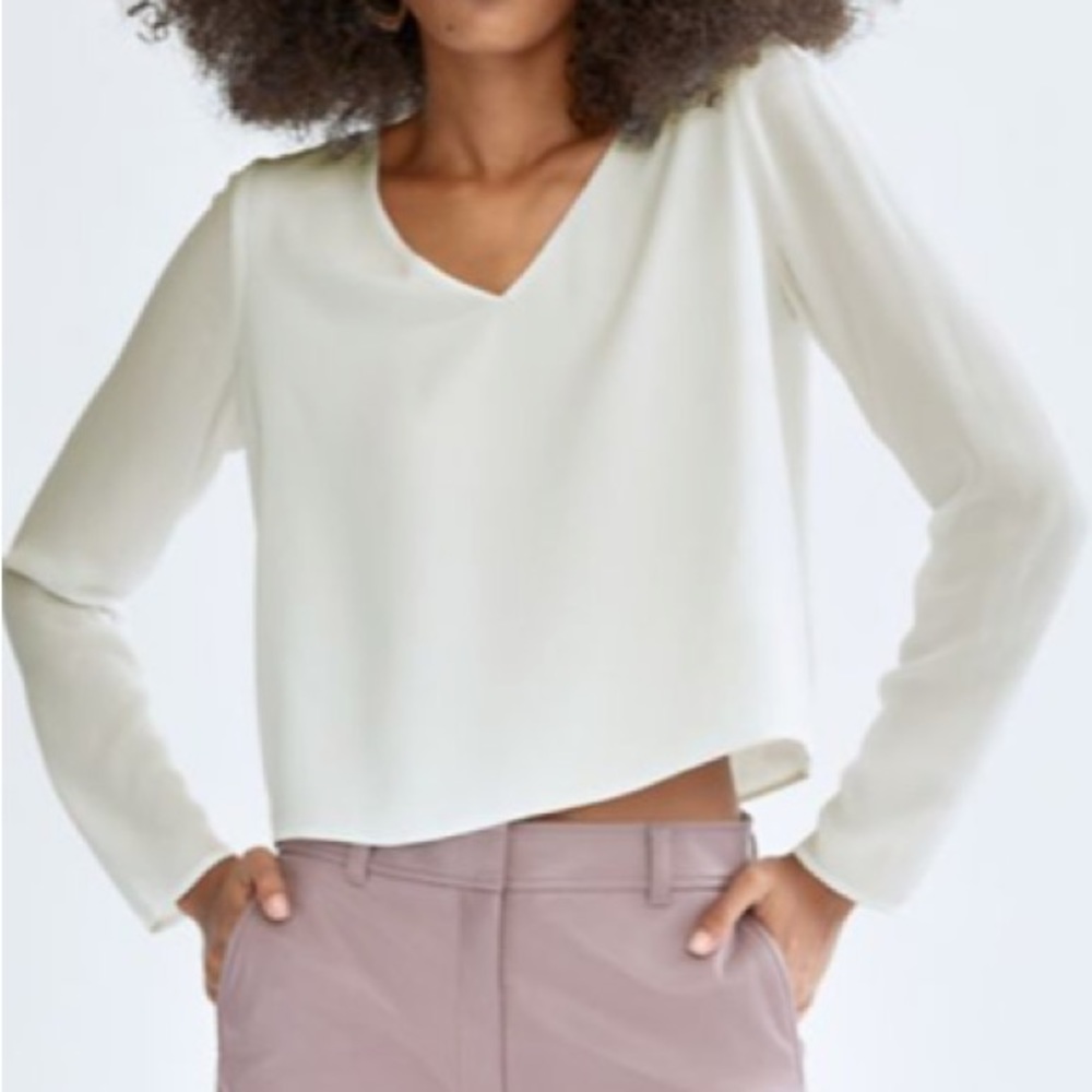 Last Chance! Aritzia Murphy long-sleeve cropped cream blouse